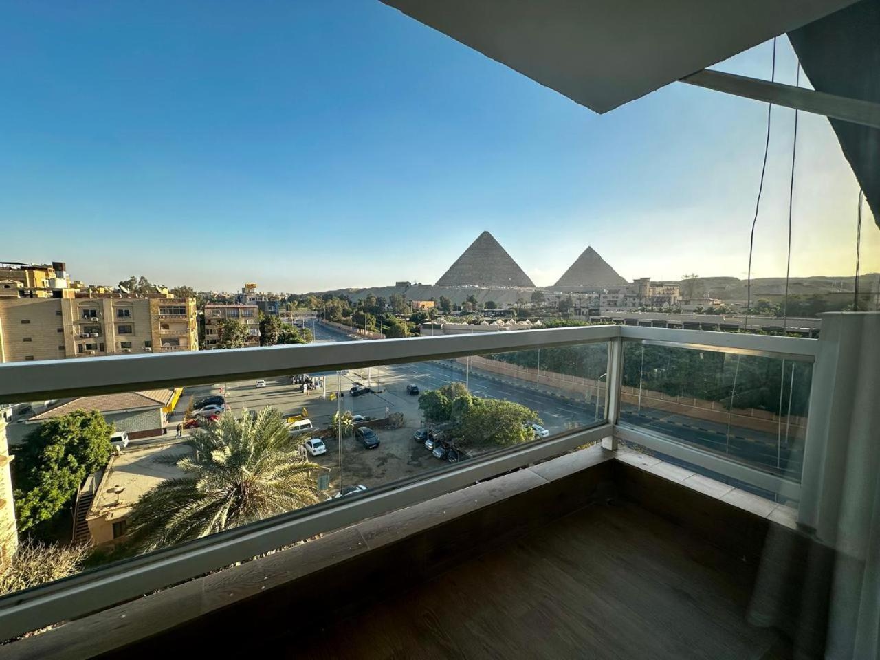 Doudou Pyramids View Hotel Kafret el-Gabal Buitenkant foto