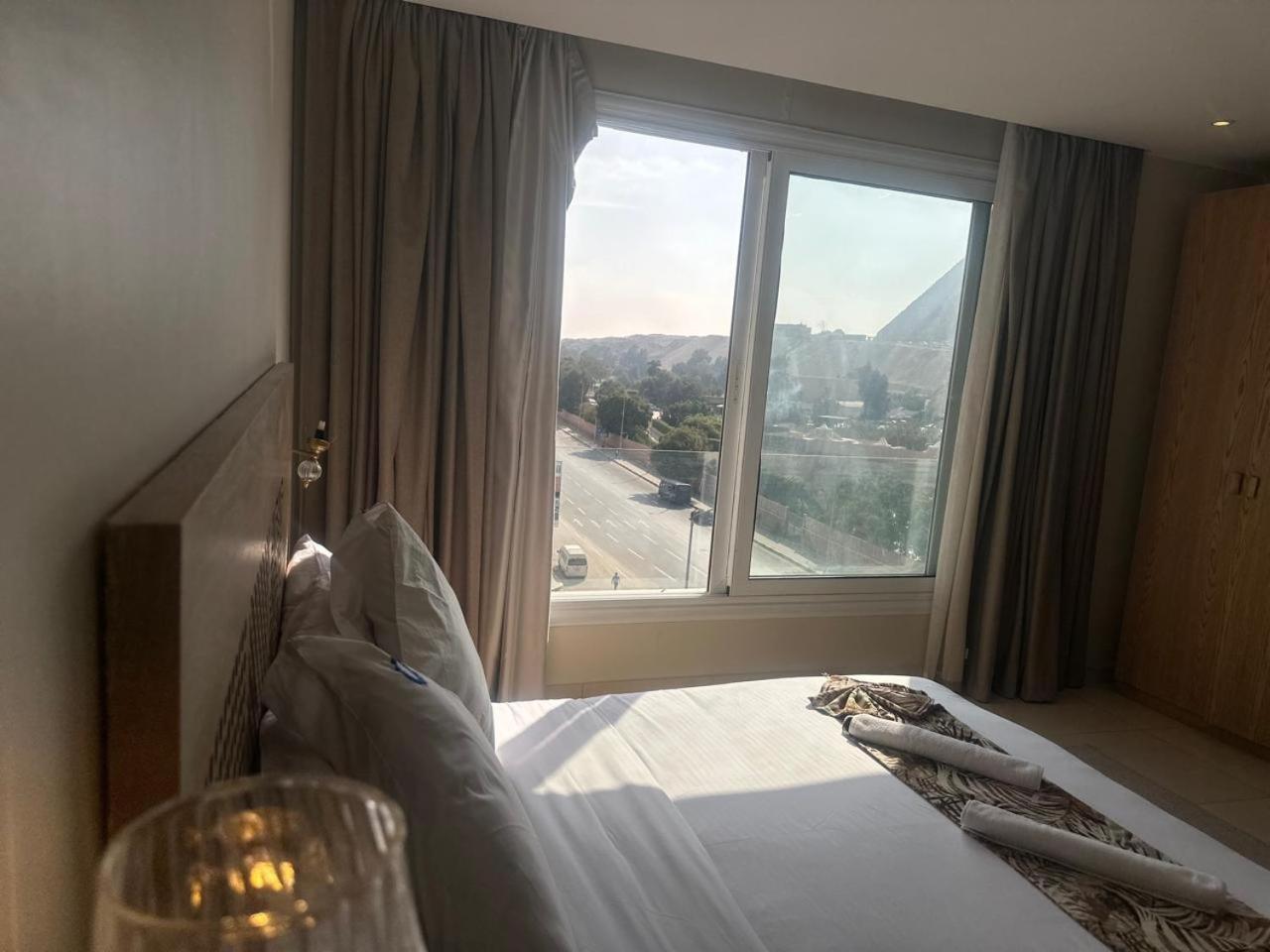 Doudou Pyramids View Hotel Kafret el-Gabal Buitenkant foto
